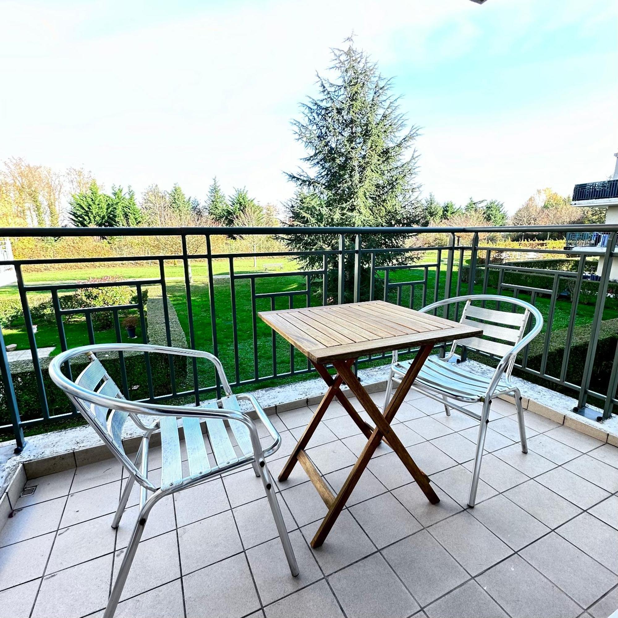 Beautiful Apartment * Parking* Disneyland 10 Min 蒙泰夫兰 外观 照片